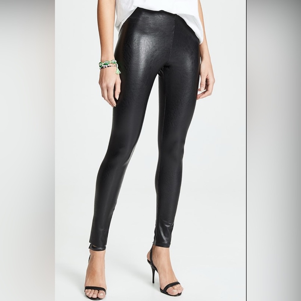 Commando Shiny Black Leggings